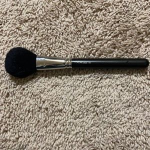 Mac brush #150 original